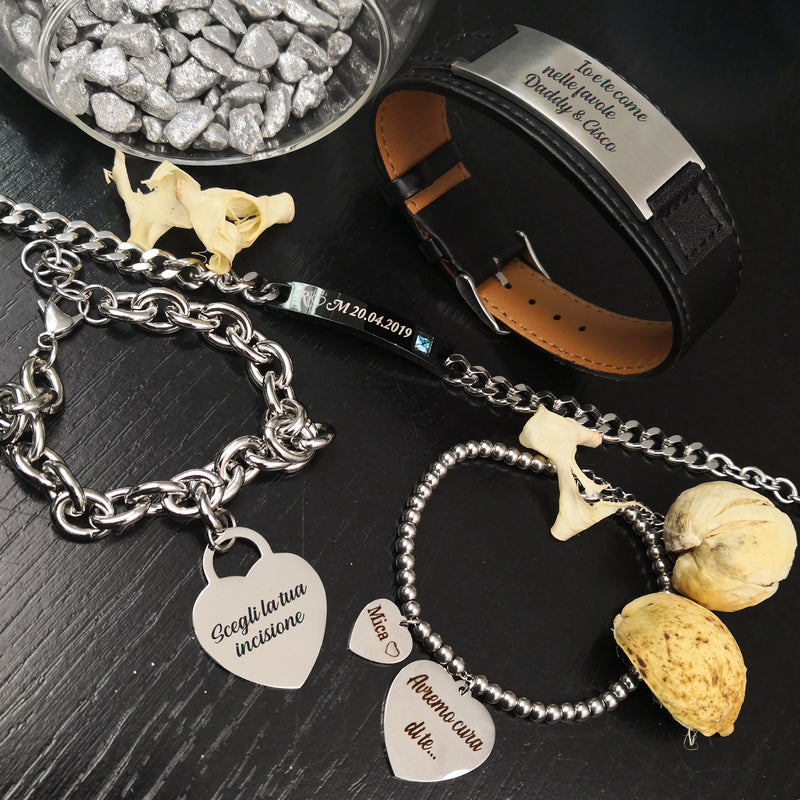 Scegli o regala un gioiello personalizzabile firmato Beloved Gioielli. Bracciale con incisione, con frase personalizzata. Bracciale da uomo, bracciale da donna