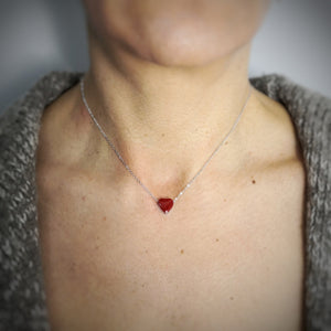 Collana Girocollo Acciaio con Cuore Smaltato Rosso -Beloved_gioielli